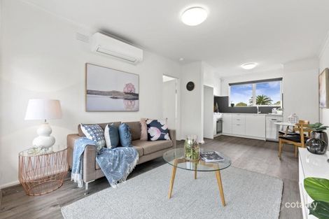 Property photo of 29 Mernda Avenue Carnegie VIC 3163