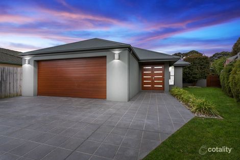 Property photo of 3 Fernleigh Court Langwarrin VIC 3910