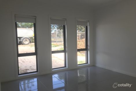 Property photo of 12 Stonecutters Drive Colebee NSW 2761