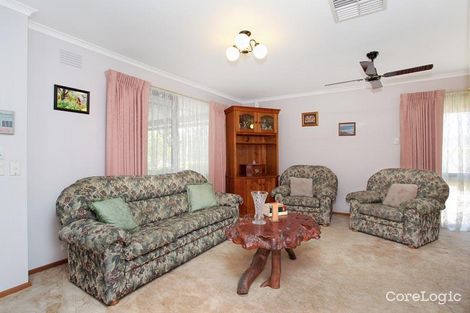 Property photo of 28 The Circuit Gladstone Park VIC 3043