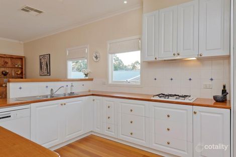 Property photo of 69 Box Hill Crescent Mont Albert North VIC 3129