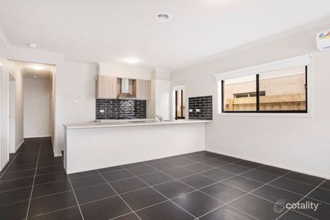 Property photo of 27 Destiny Drive Cranbourne North VIC 3977