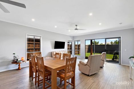 Property photo of 32 Archibald Crescent Nirimba QLD 4551