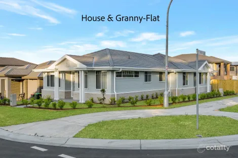 75/75a Brassil Ave, Claymore, NSW 2559