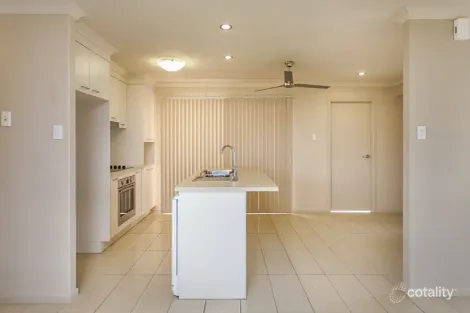 Property photo of 1 Cunningham Court Gracemere QLD 4702