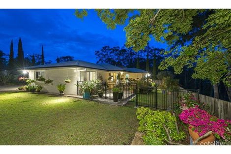 Property photo of 9 Lois Street Kenmore QLD 4069