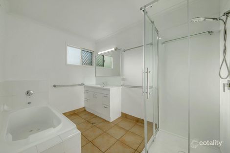 Property photo of 21 Poppel Street Kin Kora QLD 4680