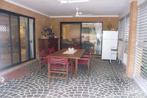 Property photo of 15 Gower Street Holland Park West QLD 4121