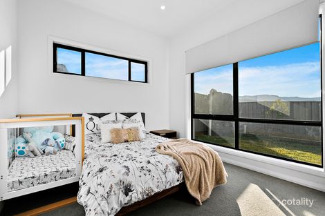 Property photo of 5 Candelo Place Tullimbar NSW 2527