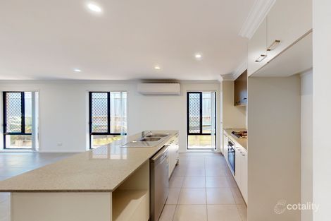 Property photo of 28 Lakeview Place Springfield Lakes QLD 4300