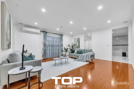 Property photo of 27 Epsilon Way Lynbrook VIC 3975