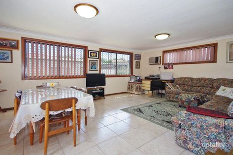Property photo of 59 Jacaranda Drive Georges Hall NSW 2198