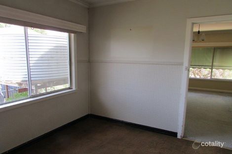 Property photo of 15 Thomas Street Warracknabeal VIC 3393