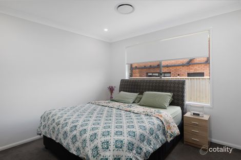 Property photo of 5 Julianne Street Green Point NSW 2251