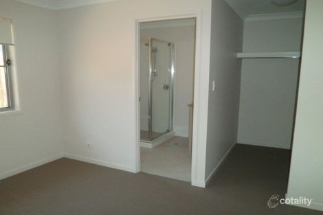 Property photo of 2/104 Rowbotham Street Rangeville QLD 4350