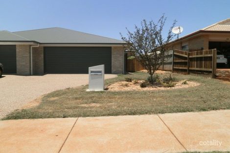 Property photo of 2/104 Rowbotham Street Rangeville QLD 4350
