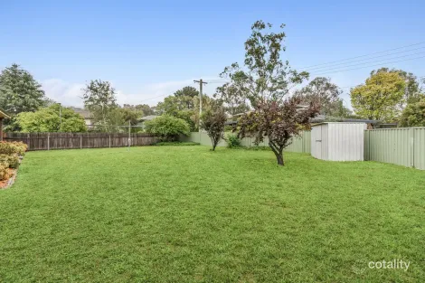 Property photo of 12 McGlinn Place Gowrie ACT 2904