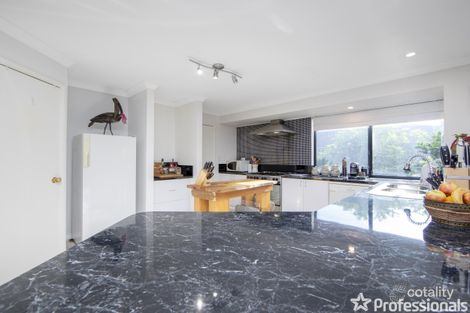 Property photo of 28 Azalea Gardens Forrestfield WA 6058