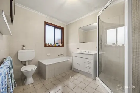 Property photo of 5A/5B Noarlunga Crescent Bonython ACT 2905