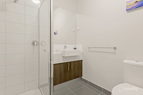 Property photo of 17/24 Healesville Loop Craigieburn VIC 3064