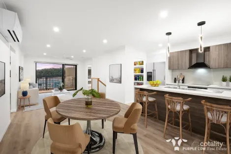 Property photo of 51 Himalayan Crescent Spring Mountain QLD 4300