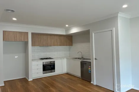 Property photo of 25 Petunia Crescent Armstrong Creek VIC 3217