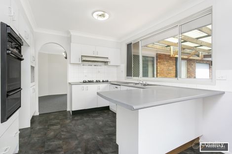 Property photo of 1 Daimler Place Ingleburn NSW 2565