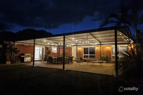 Property photo of 20 Batavia Court Emerald QLD 4720