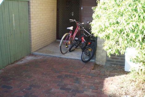 Property photo of 102/54 Nannine Place Rivervale WA 6103