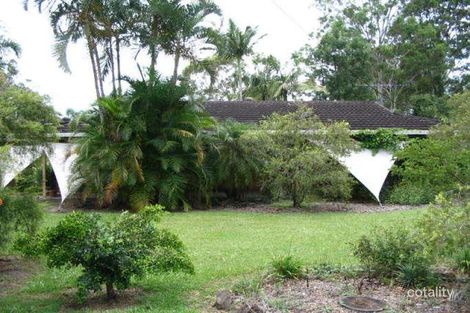 2 Sunny Ct, Ningi, QLD 4511