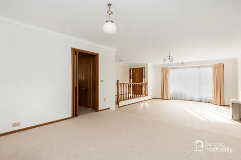 Property photo of 6 Mockridge Drive Kangaroo Flat VIC 3555