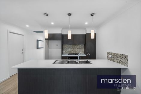 Property photo of 11 Burraga Way Pemulwuy NSW 2145
