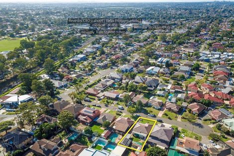 Property photo of 6 Roslyn Avenue Panania NSW 2213