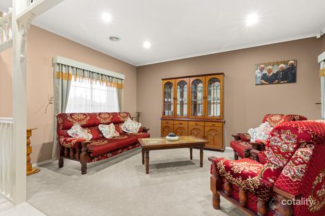 Property photo of 4 Ben Cairn Mews Pakenham VIC 3810