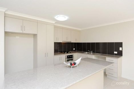 Property photo of 32 Bauhinia Street Boyne Island QLD 4680