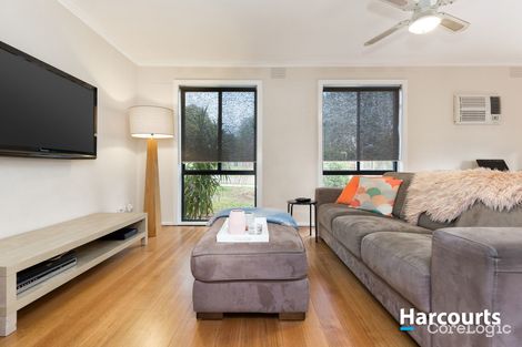 Property photo of 17 Mahon Crescent Narre Warren VIC 3805