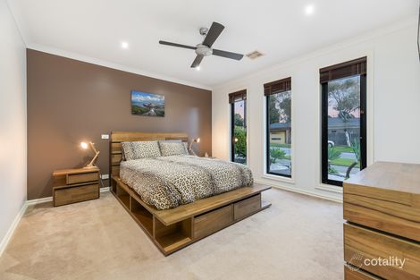 Property photo of 4 Parkfield Drive Cranbourne North VIC 3977