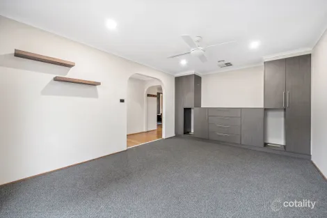 Property photo of 136 Knoke Avenue Gordon ACT 2906
