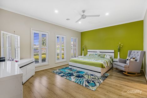 Property photo of 21 The Esplanade Taylors Hill VIC 3037