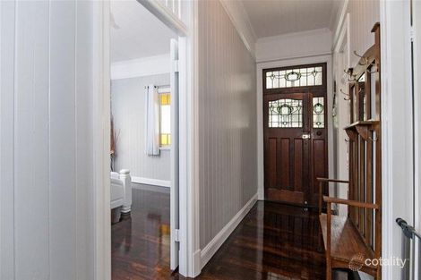 Property photo of 11 Bright Street Newtown QLD 4305