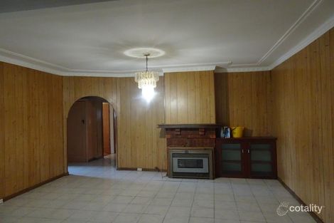 Property photo of 42 Boomerang Road Edensor Park NSW 2176