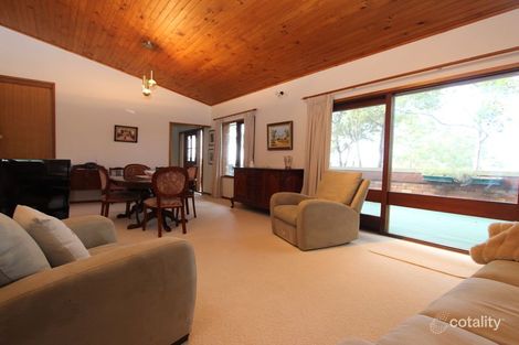 Property photo of 19 Skye Point Road Coal Point NSW 2283