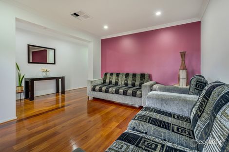 Property photo of 14 Brushwood Circuit Roxburgh Park VIC 3064