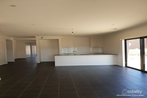 Property photo of 26 Appleberry Way Wallan VIC 3756