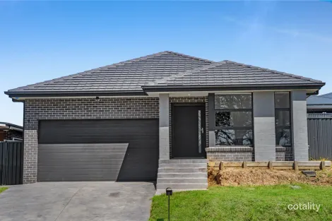 Property photo of 128 Rita Street Thirlmere NSW 2572