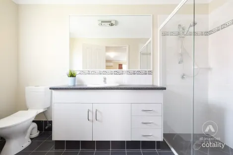 Property photo of 2 Monivae Circuit Eagleby QLD 4207