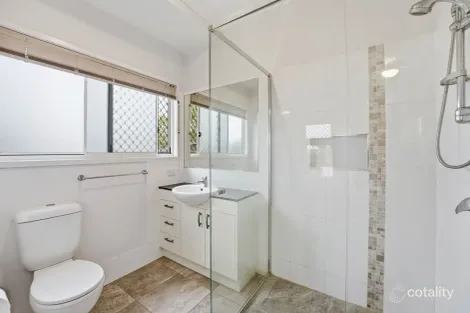 Property photo of 21 Kangaroo Crescent Springfield Lakes QLD 4300