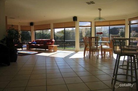 Property photo of 14 Hambledon Way West Hoxton NSW 2171