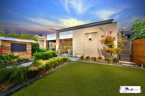 Property photo of 24 Pandora Drive Cranbourne West VIC 3977