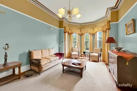 Property photo of 33 Robinson Road Hawthorn VIC 3122